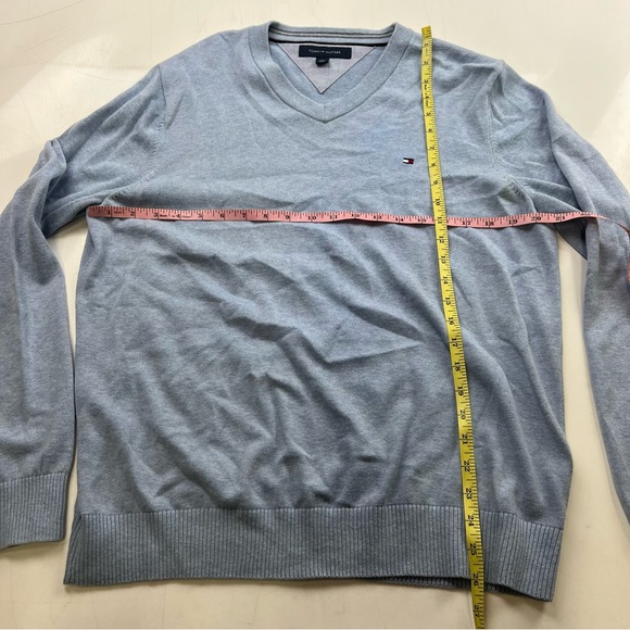 Tommy Hilfiger men’s blue V Neck crewneck L L47-47 - Picture 4 of 8